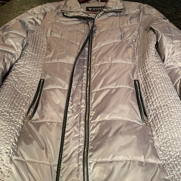Guess silver/light grey medium length parka. - Picture 5 of 10